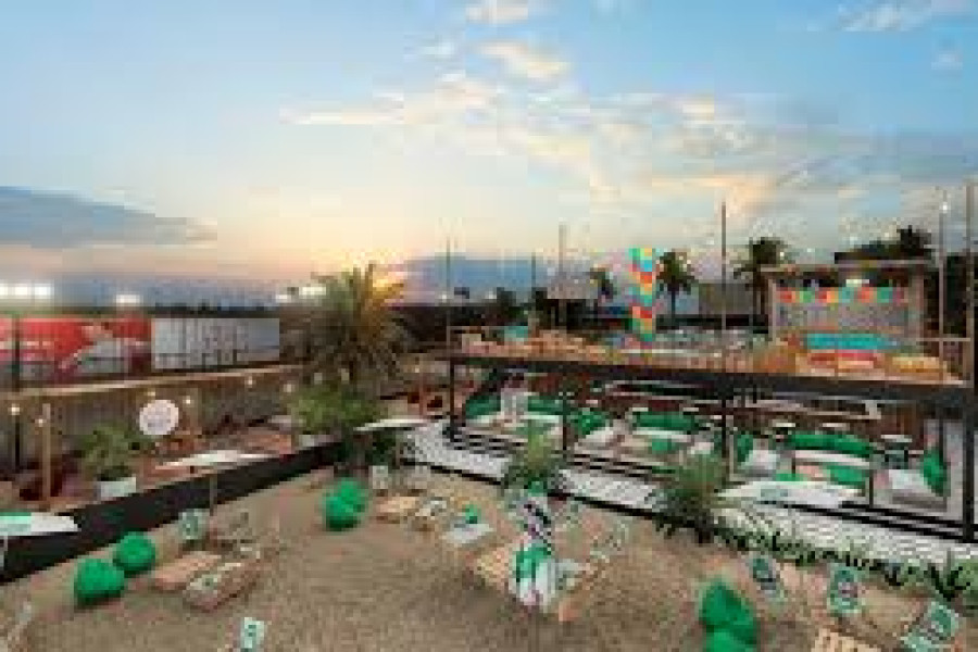 The Beach Sports n' Bar - Mesas-gallry-1