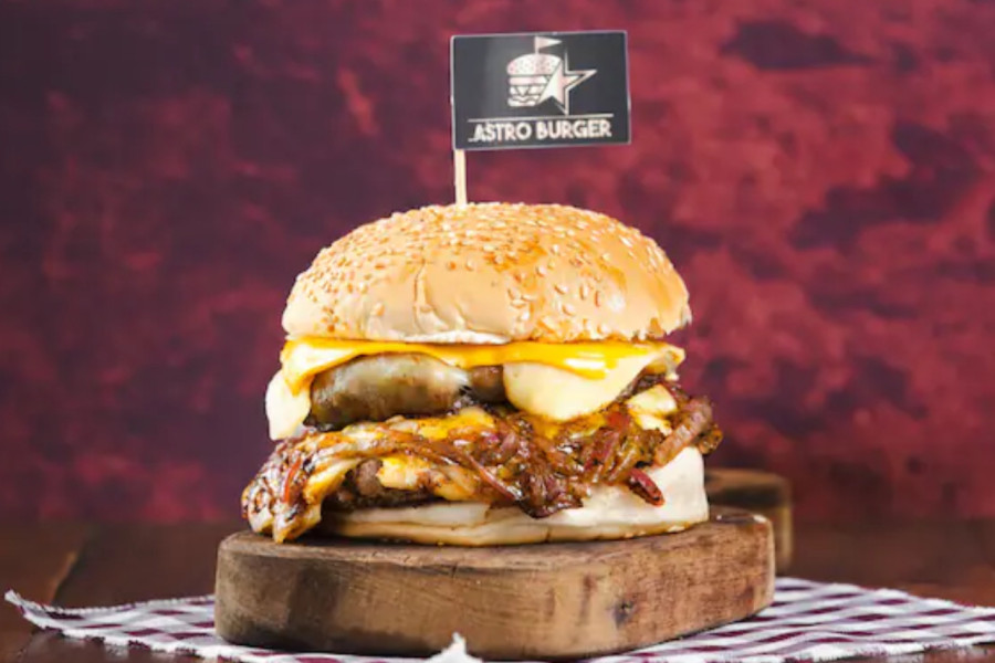 Astro Burger - Cadoz -gallry-1