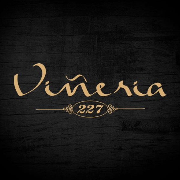 Vineria 227 Restaurante e Adega