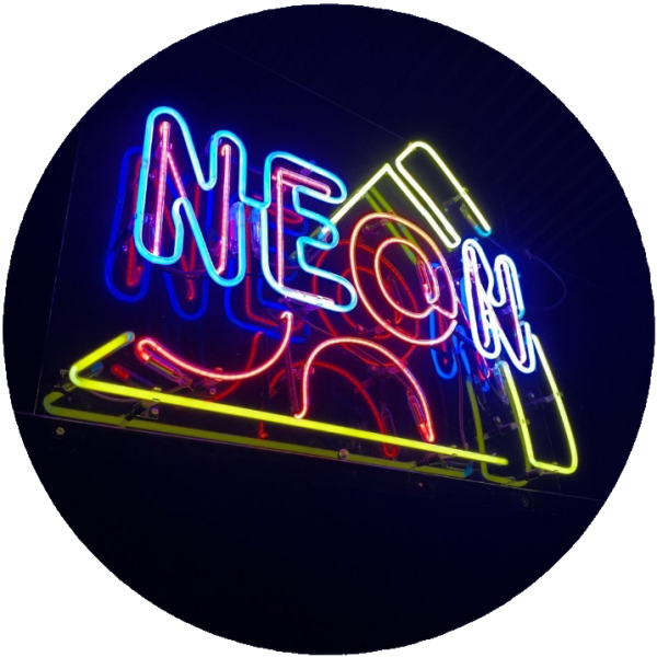 Neon Pizzaria 🍕